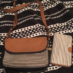 Fossil crossbody purse + matching fossil wallet