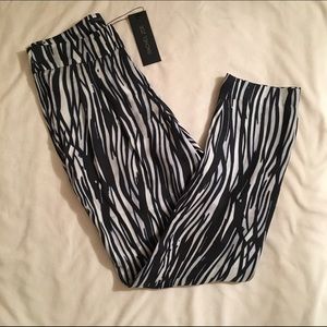 NWT RACHEL ZOE 💋 SILK PRINTED ANKLE PANT