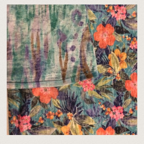 Bundle Two Tops Flower Multicolor - Picture 2 of 4