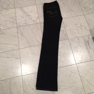 Dark wash American eagle jeans