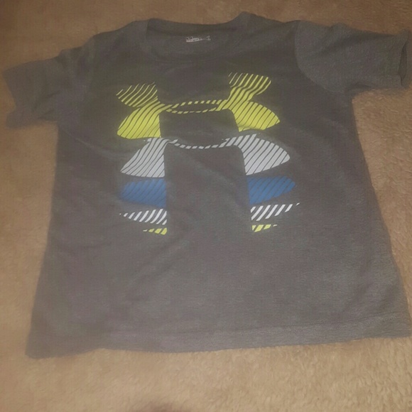 Under Armour t-shirt