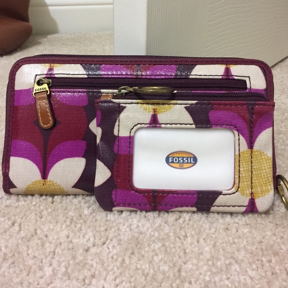 Fossil wallet and small keychain wallet set