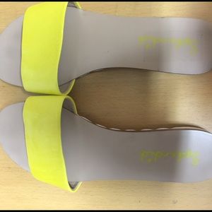 Splendid Flat Sandals