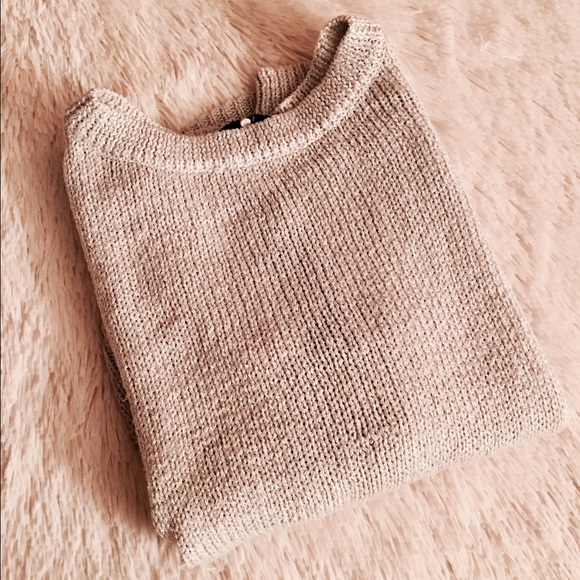 H&M Sweaters - H&M Divided Sweater