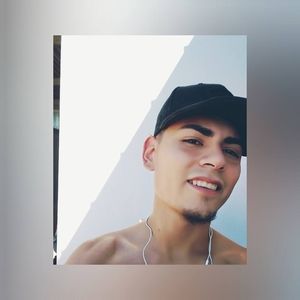 Meet your Posher, Manuel