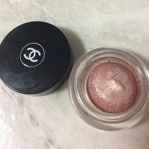 Chanel long wear eyeshadow cream No.82