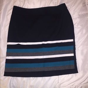 NWT  Black w/ blue pencil skirt