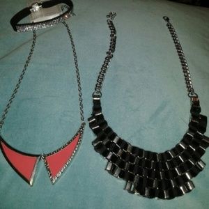 Store closing**🎀Statement necklace lot