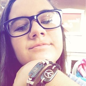 Meet your Posher, Kynadi