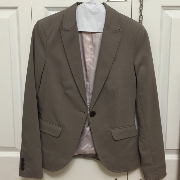 Gray blazer - Picture 1 of 3