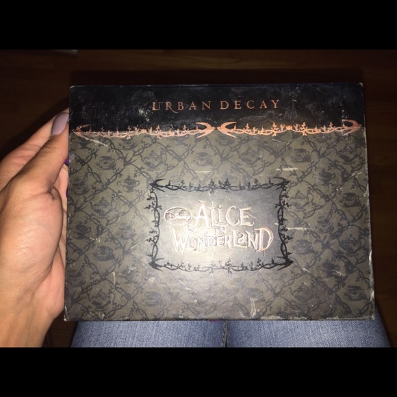 Urban Decay Alice in wonderland