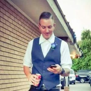 Meet your Posher, Casey