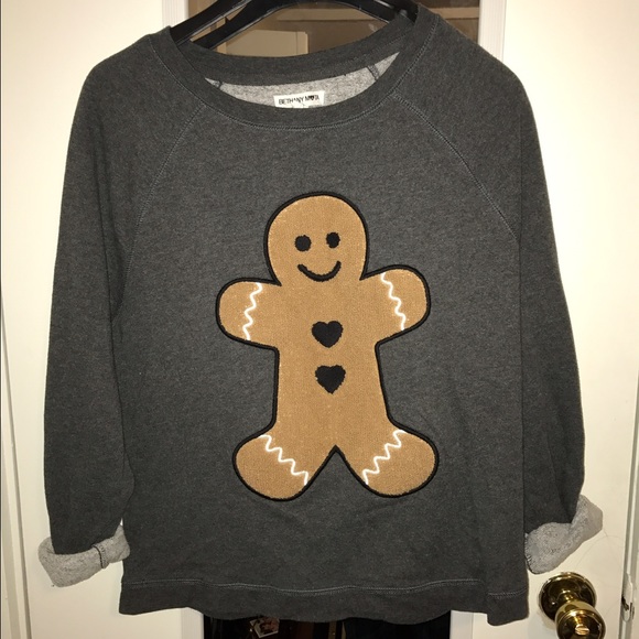 Super cute Christmas sweater