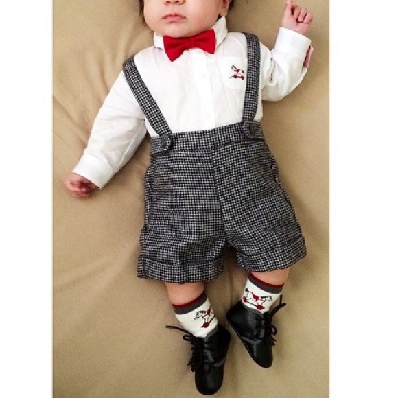 Holiday booties for baby boy! Christmas ready🎄