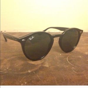 Aunthentic Ray Ban Black Unisex Sunglasses
