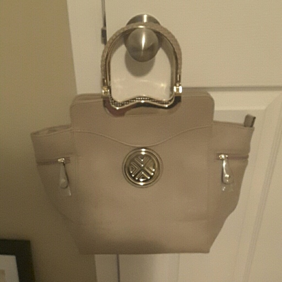 Purse - Picture 1 of 4