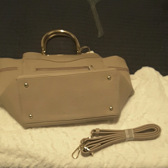 Purse - Picture 3 of 4
