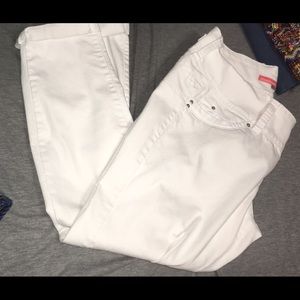 White Capri Jeans