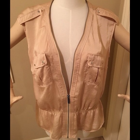 SIlky Zipper Vest in a gold/creamy color