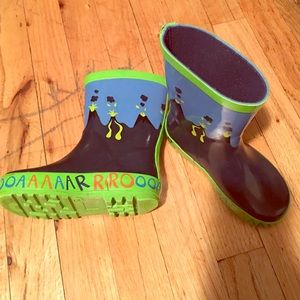 Preloved Dino rain boots