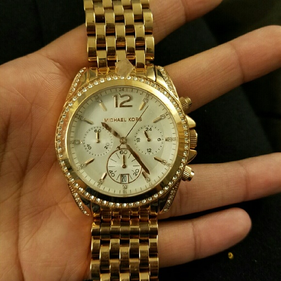 Michael Kors Women's MK5836 Pressley Chronograph - Picture 2 of 4