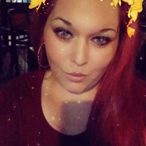 Meet your Posher, Desiree