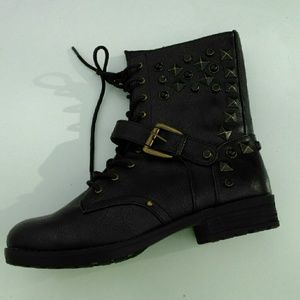 Ladies boots