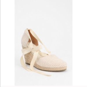 Kimchi Blue crochet espadrille wedge