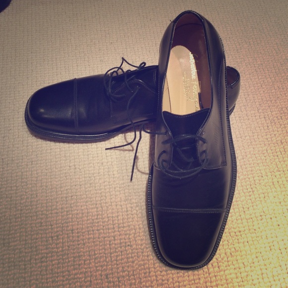 Reduced price! Men's Ferragamo dress shoes.