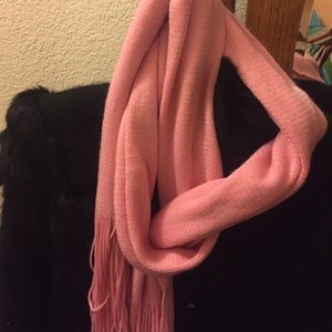 Light Pink knit scarf