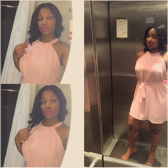 Dresses & Skirts - 💋Fabulous Blush Pink Dress with tie waist. 💋