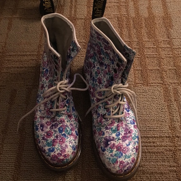 Dr.Martens