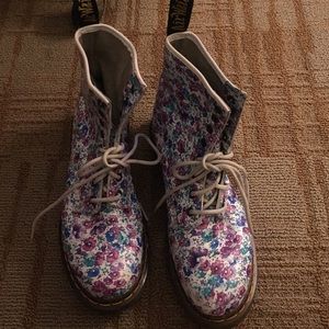 Dr.Martens