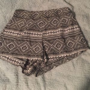 Black and white patterned shorts