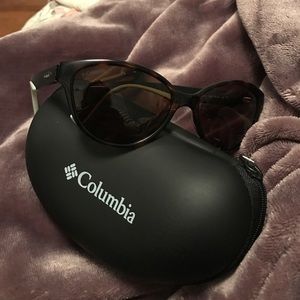 Woman's Columbia polarized sunglasses