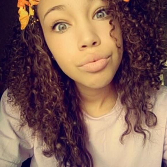 Meet your Posher, Bianca - Picture 1 of 1