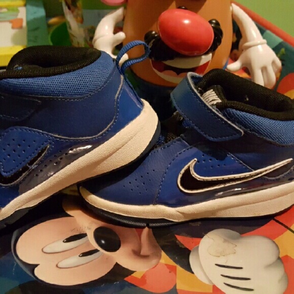 Kid shoes