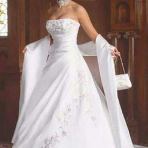 Maggie Sotero wedding dress