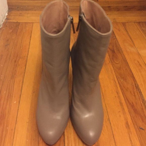 Gorgeous Taupe booties from "Louise et Cie"