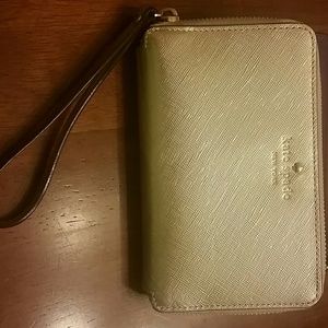 NWOT Kate Spade gold metallic wristlet