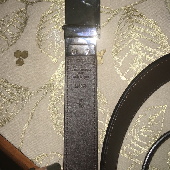 Real woman lv belt