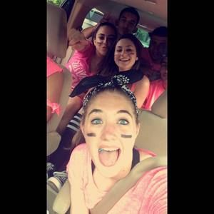 Meet your Posher, Dinara