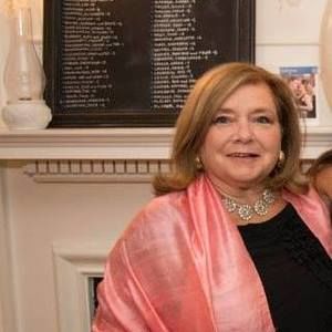 Meet your Posher, Deborah