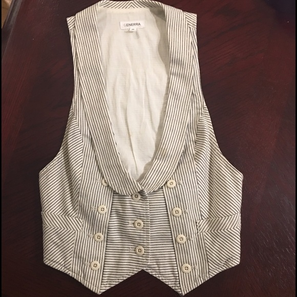 Genera XS strip vest.