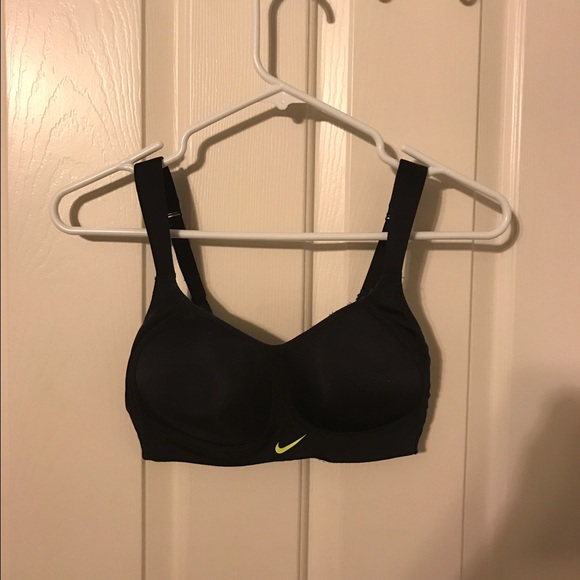 Brand new Nike sports bra - Picture 1 of 2