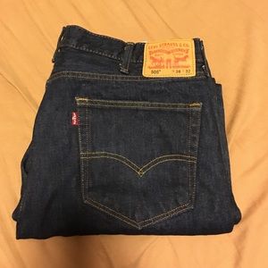 Men's LEVIS jeans 38x32