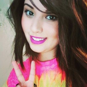 Meet your Posher, Krystal