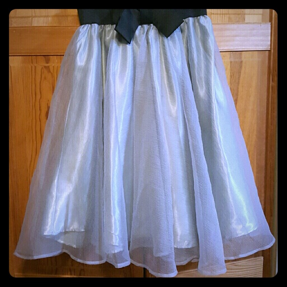 New Women's tulle overlay skirt - Picture 1 of 4