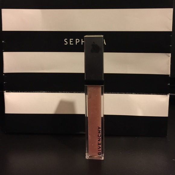Givenchy Other - Givenchy Gloss