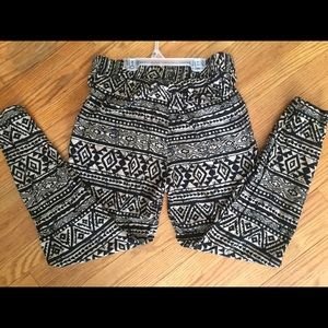Forever 21 Cropped Pants